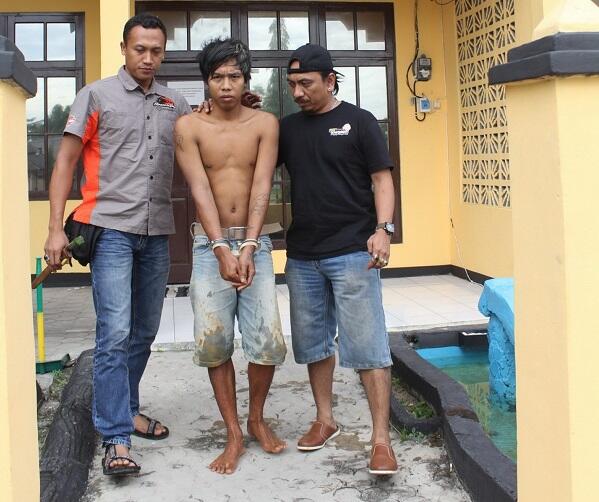 Buron Enam Bulan, Pembunuh Akhirnya Diringkus Saat Asyik Berjoget