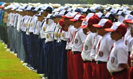 &#91;MOMENT LAWAS&#93; 7 Hukuman Bagi Murid Nakal di Sekolah