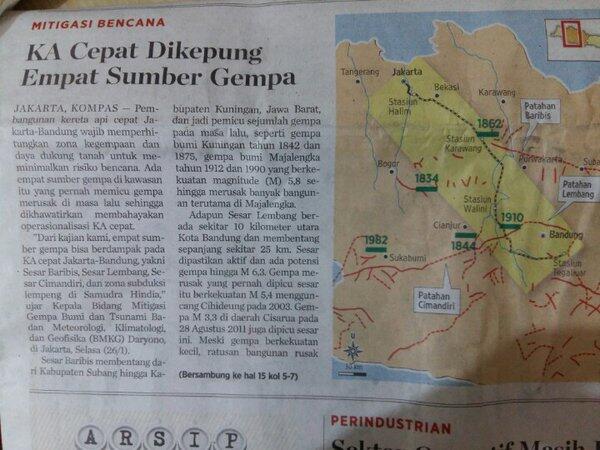 (Breaking News) Di Cina, Kereta Api Cepat Ambruk Gara-Gara Hujan Deras