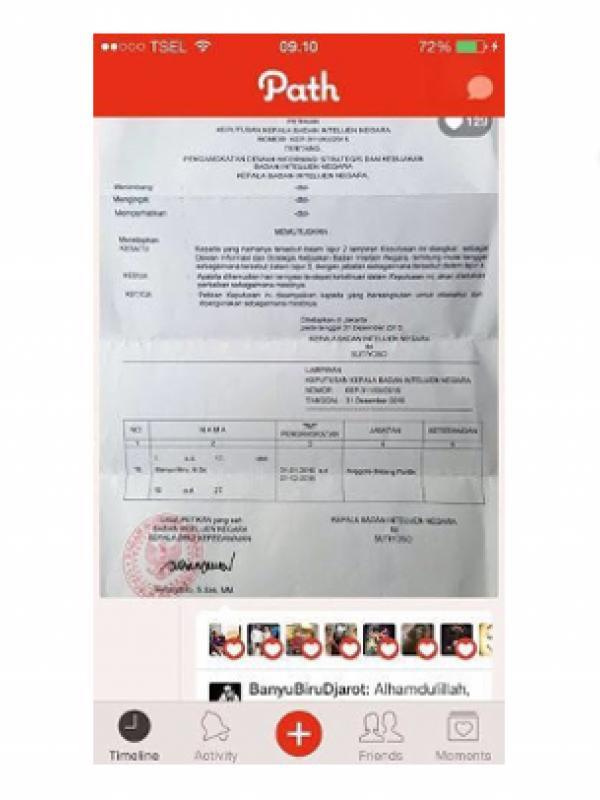 Banyu Biru Pamer Surat Pengangkatan Jadi Anggota BIN