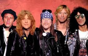 Guns N' Roses Akhirnya Konser Dengan Formasi Lengkap !!!