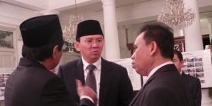 Lempar2an: Ahok Sebut Penandatangan Nomenklatur &amp; Rekening Pengadaan UPS adalah Sekda