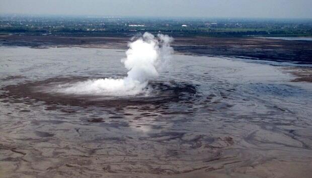 Eksploitasi Alam Tiada Henti, Masihkah Indonesia Layak Disebut “Paru-Paru Dunia”?