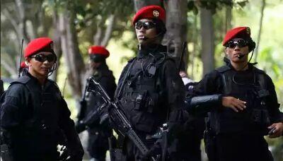 BANGGA!! Kopassus Salah Satu Pasukan Elit Paling Ditakuti di Dunia BY HADRIAN SATURDA