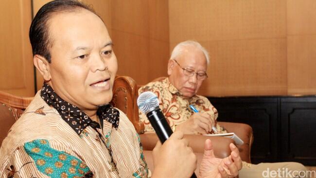Yusril Ihza Mahendra Siap Head to Head Lawan Ahok di Pilgub DKI