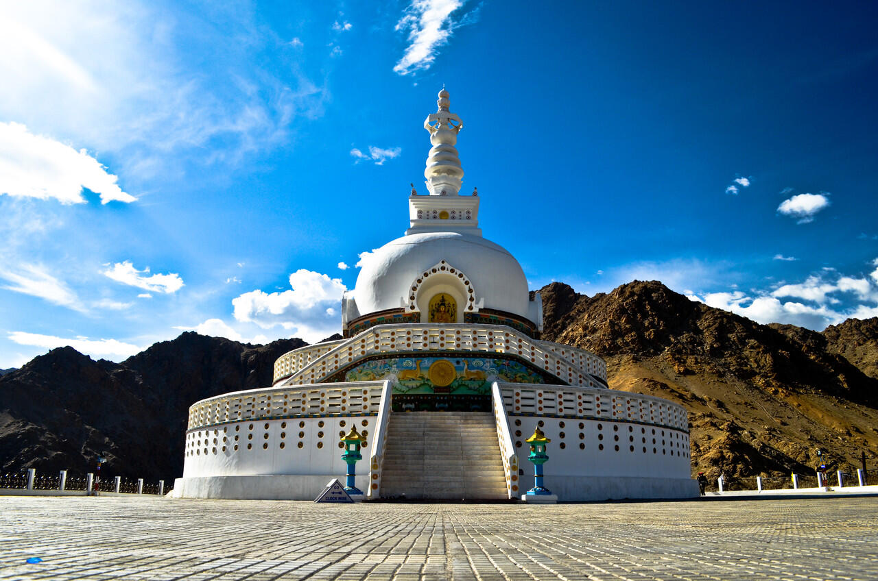 AJAKAN Tour ladakh(India) 3 - 8 Mei 2016