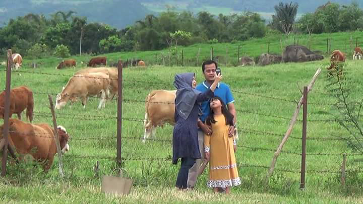 Objek Wisata yang Dirusak Pengunjung