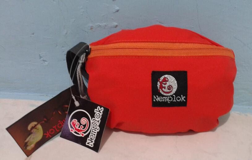 Tas Lipat Sangat Simpel Untuk Tas Cadangan - Free Ongkir Untuk Wilayah DKI Jakarta