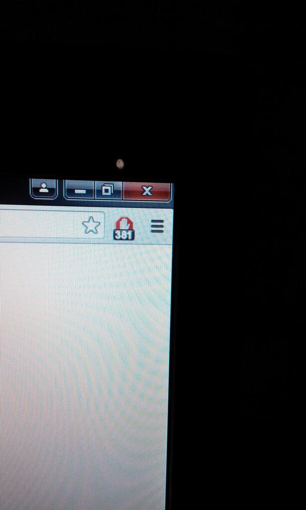 (help gan) tidak bisa buka situs d browser. yang muncul selalu situs yang sama.