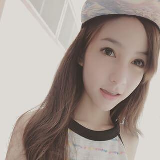 artis cantik thailand Rinrada Thurapan