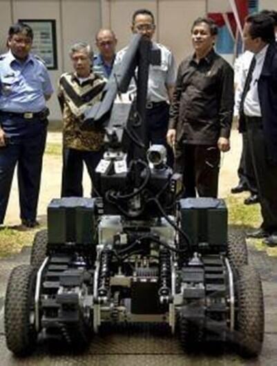 ROBOT HEBAT BUATAN INDONESIA