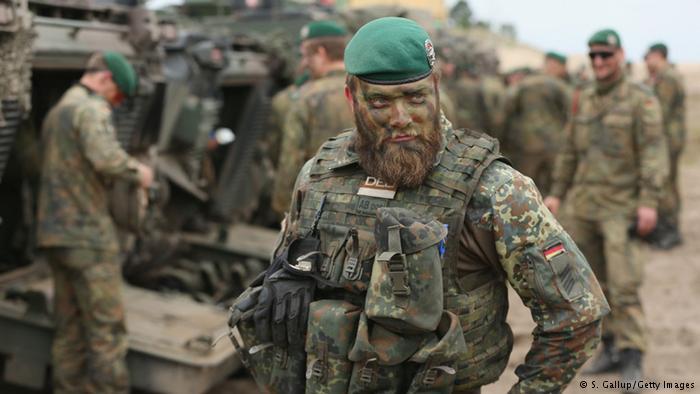 BUSHEETTT..militer RUSIA bisa tundukkan NATO dalam 3 HARI..ngeriiiiii!!!!!!!