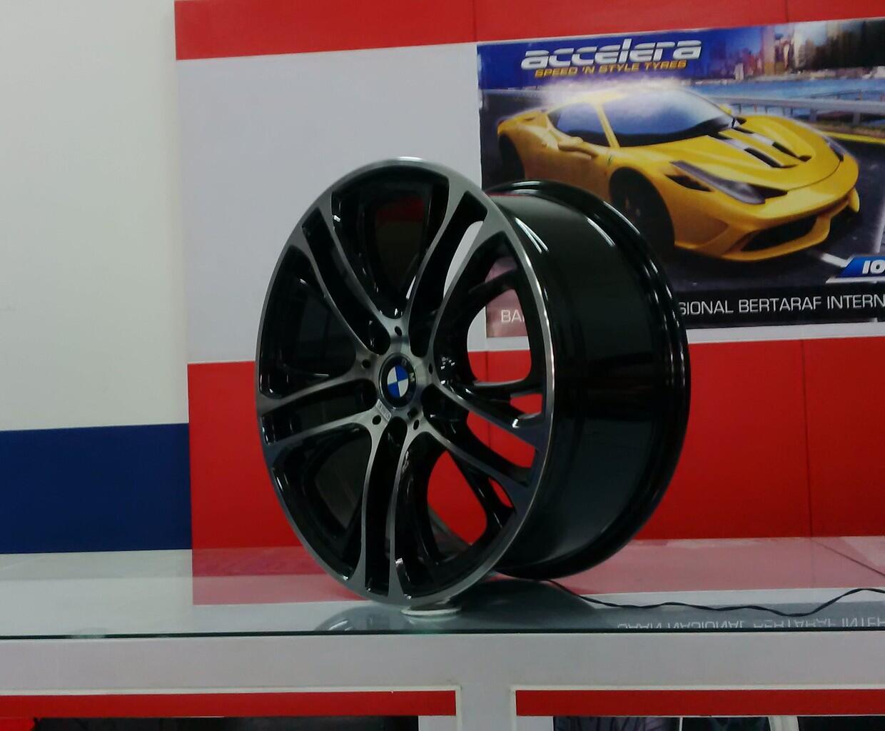 Jual Velg mobil  strikesurabaya ring  19 type bmw m4 belang 