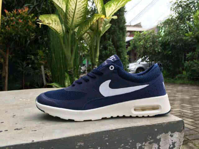Jual Sepatu Sport, Running Shoes, Casual Branded dan Handmade Muraaah Meriaah...