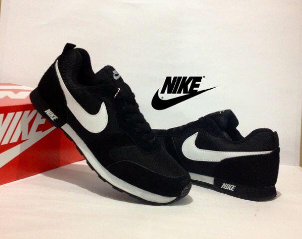 Jual Sepatu Sport, Running Shoes, Casual Branded dan Handmade Muraaah Meriaah...