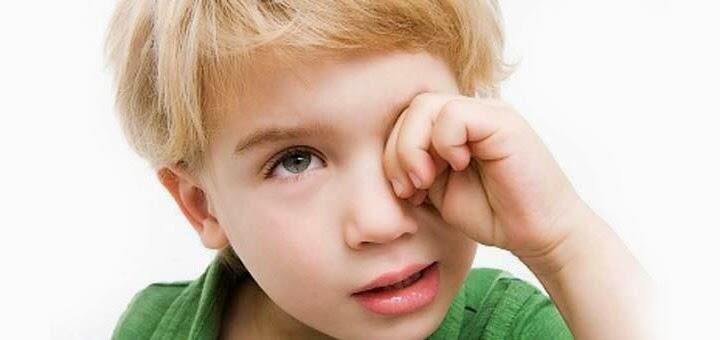 7 Manfaat Tomat untuk Mata Super Ampuh