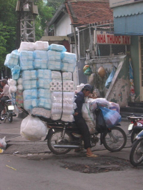 Bawa Kardus Kecil Kena Tilang Di Cirebon, Gimana Kalau Sebesar atau Sebanyak Ini?