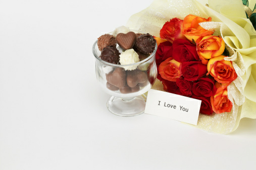 Mengapa Cokelat Identik Dengan Valentine?