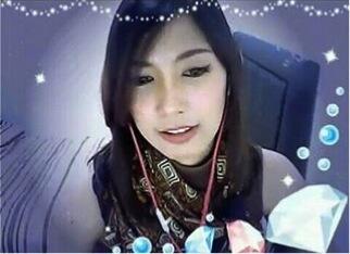 Cantiknya Nat, Member 7he Icons