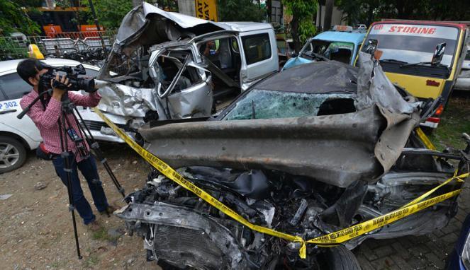 4 Kecelakaan Mobil Mewah ini Jadi Bukti Kegilaan Orang Kaya di Indonesia