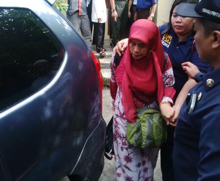 Ahmadiyah di Bangka tak Peroleh Buku Nikah dan KTP