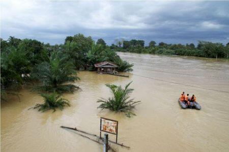 Ribuan Orang Terkena Dampak Banjir di Rokan Hulu Riau