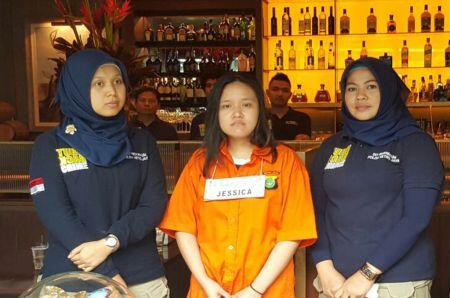 Jessica Berhak Menolak Rekonstruksi