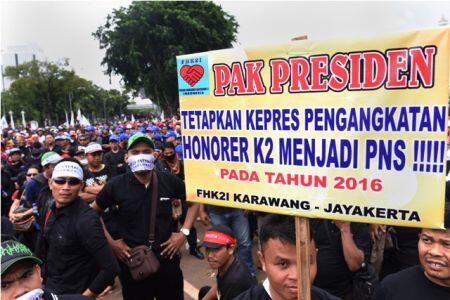 Tidak Ketemu Jokowi, Besok Ribuan Guru Honorer Kembali Demo