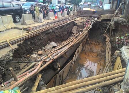 Utilitas Berantakan, Ahok Sindir Perusahaan Pemilik Kabel