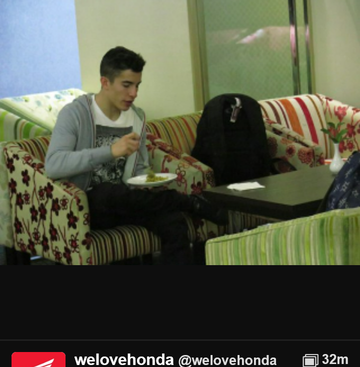 Tiba di Indonesia, Marc Marquez Langsung Makan Mi