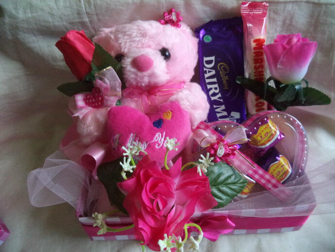 8 Jenis Usaha Dadakan yang Laris Manis Saat Hari Valentine Tiba