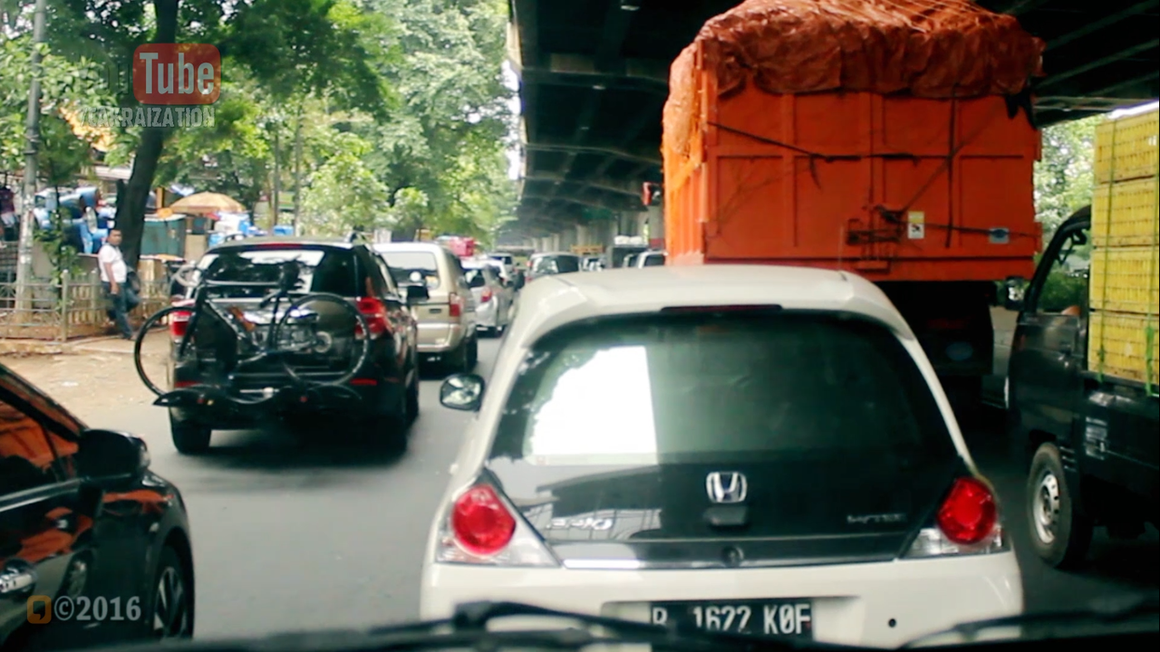 &#91;HOT!!&#93; Yuk Kita Kasih Jalan Buat AMBULANCE Yang Lagi Emergency ! &#91;With Video&#93;