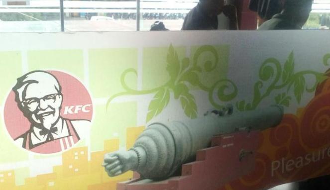Ada Simbol Pornografi di Tempat Main Anak KFC Surabaya