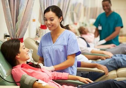 Alasan Kenapa Kamu Harus Ikut Donor Darah Selagi Masih Muda