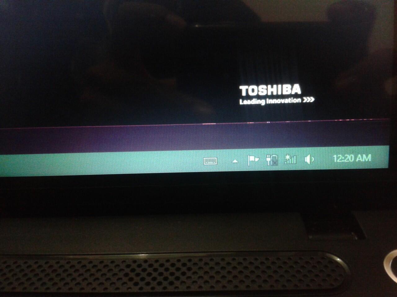 &#91;ASK&#93; Layar laptop bergaris