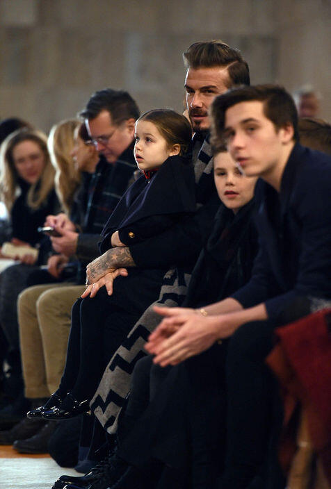 Hadiri NY Fashion Week, Harper Beckham Secantik Sosialita