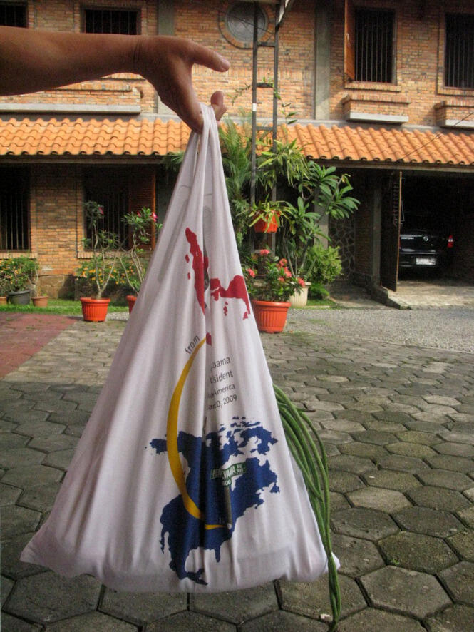 Recycle T-Shirt Bekas Jadi Tas.