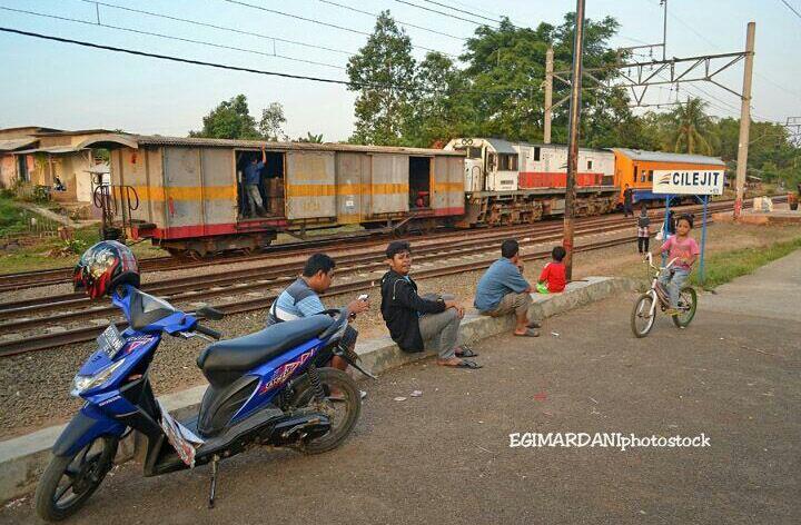 Kereta Api Penolong di Indonesia