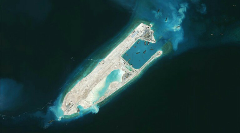 Melihat Pulau Buatan Cina di Laut Cina Selatan dari Dekat