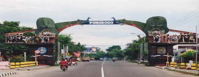 ADA APA DENGAN BUMI PONOROGO ?? ...CITY OF REOG