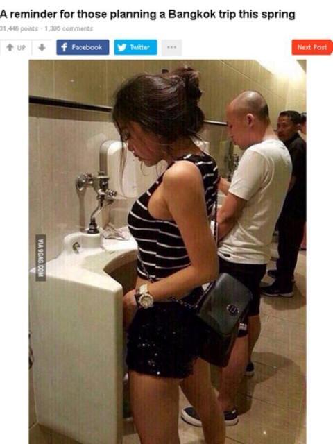 Pipis di Toilet Pria, Model Seksi Asal Indonesia Ini Dikira War