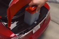 (Sayang anak) Mobil miniatur Tesla model S untuk anak2 