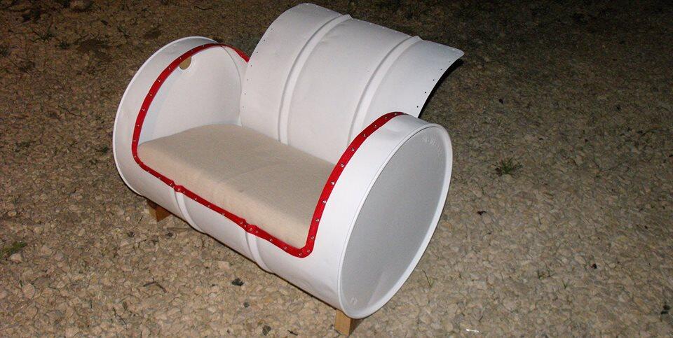 Jangan Buang Drum Bekas, Karena Bisa Jadi Perabot Rumah Yang Cantik