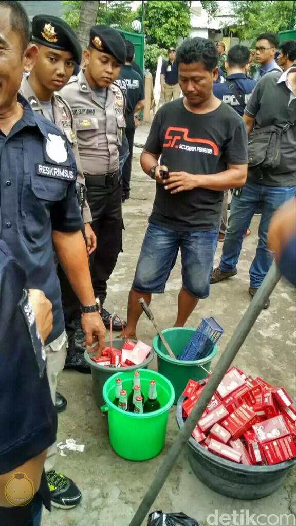 BREAKING NEWS: Kalijodo Dikepung Ribuan Polisi