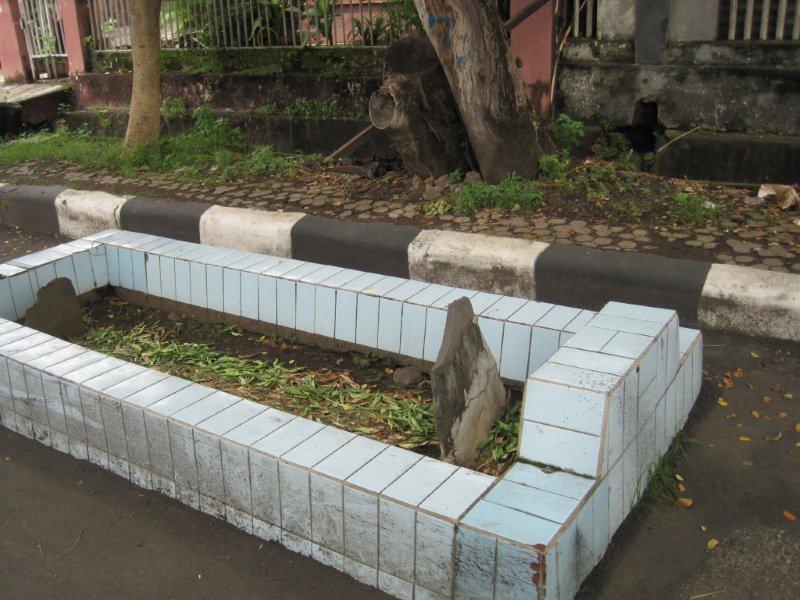 Pemandangan Tidak Lazim Dari Proyek Besar