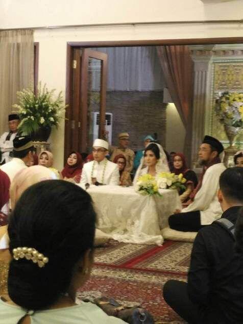 Zivanna Letisha Resmi Lepas Masa Lajang