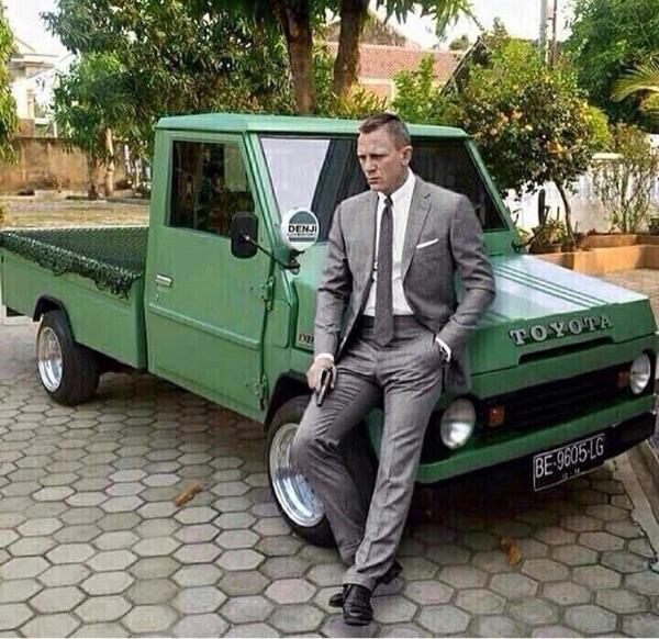 mobil james bond terbaru gan.. &#91;sini masuk&#93;