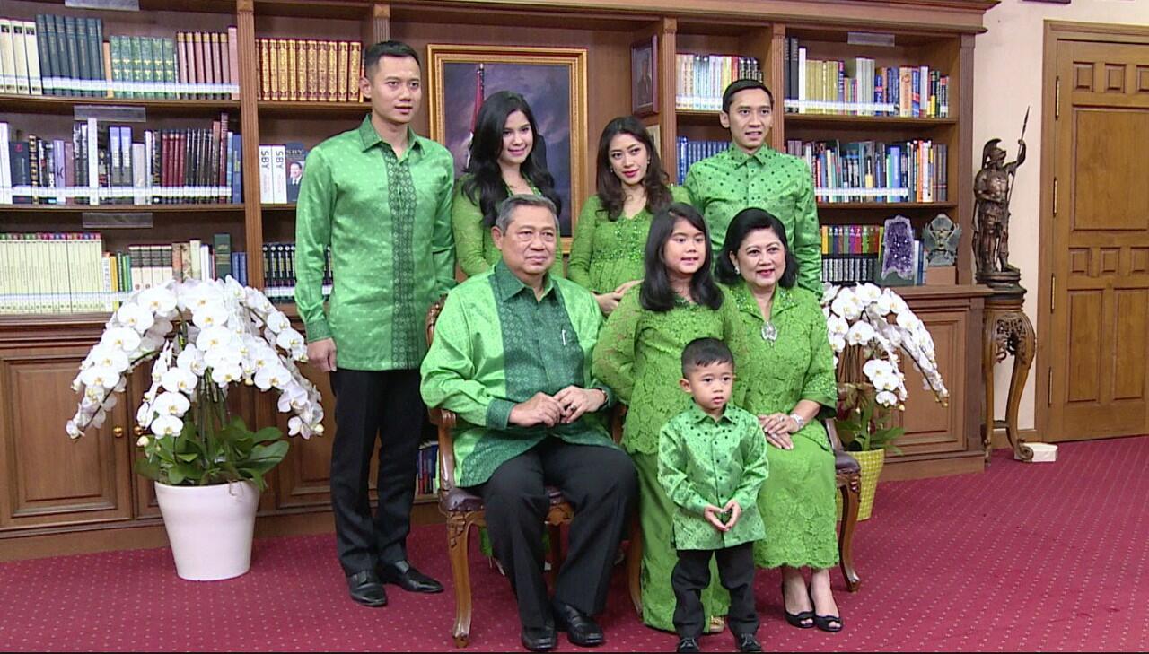 Kehangatan Para Presiden Indonesia Dalam Bingkai Foto Keluarga