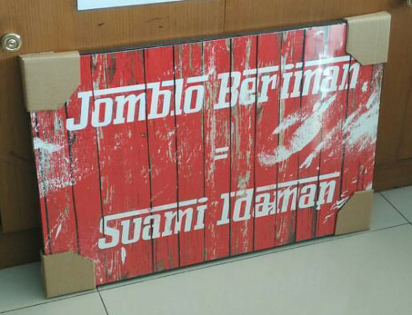 Rustic itu keren gan.(buat lo lo yang gatau rustic industrial)