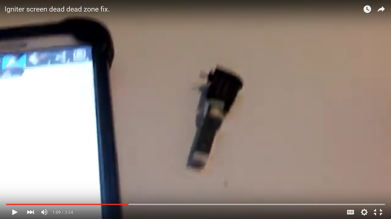 Memperbaiki Dead Spot Touchscreen pada Gadget dengan Igniter Korek Api